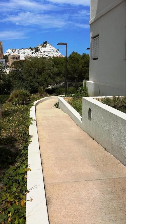 Ballesol Costablanca Senior Resort Mayores De 55 Anos Cala de Finestrat Eksteriør bilde