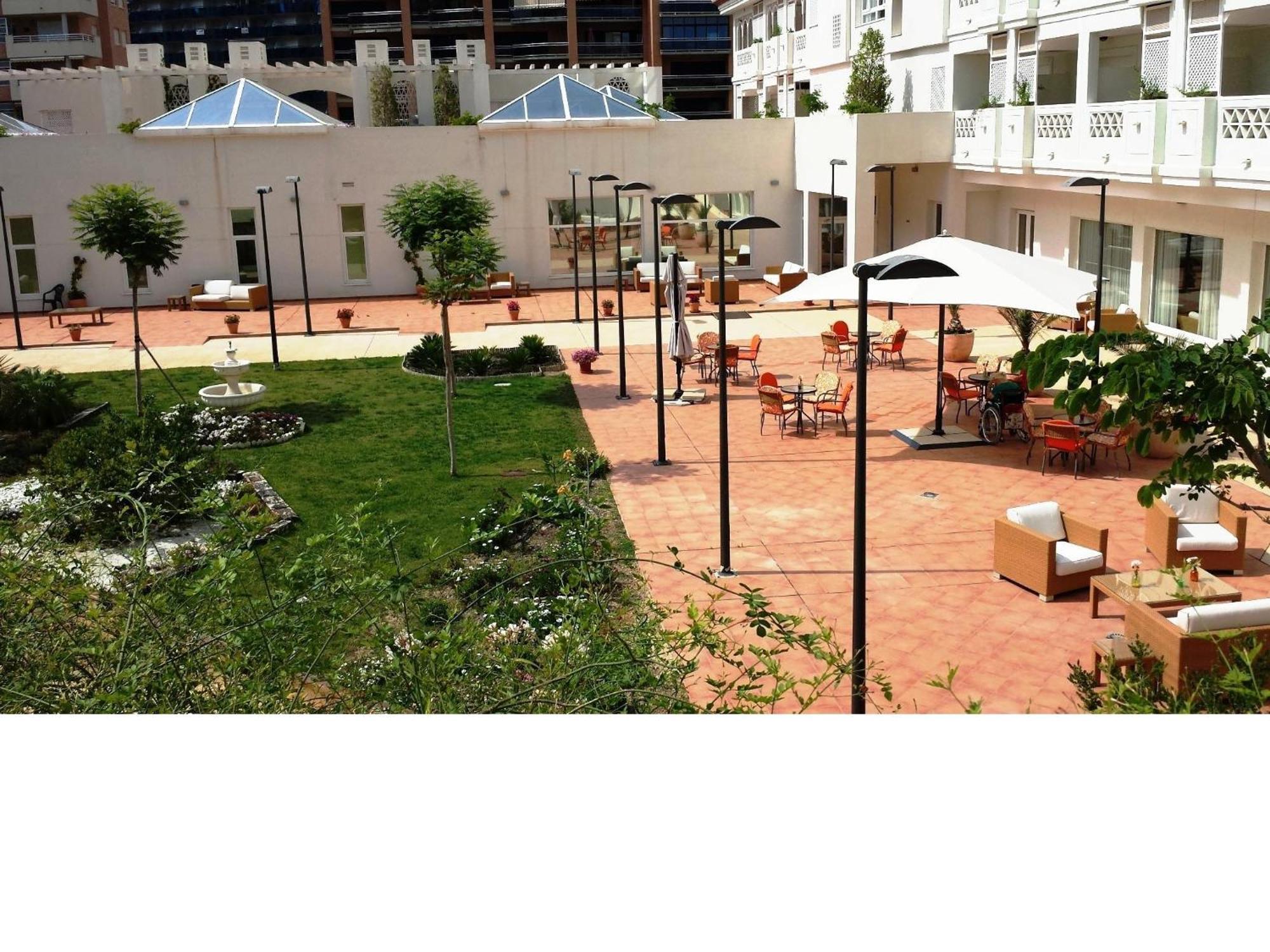 Ballesol Costablanca Senior Resort Mayores De 55 Anos Cala de Finestrat Eksteriør bilde