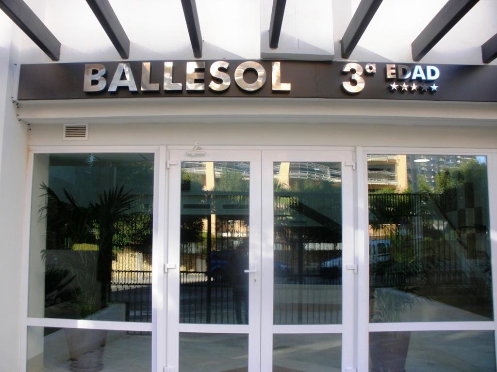 Ballesol Costablanca Senior Resort Mayores De 55 Anos Cala de Finestrat Eksteriør bilde